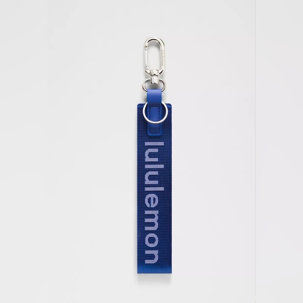 Lululemon 💙 Never Lost keychain In Riverside Blue/Faint Lavender Sold Out